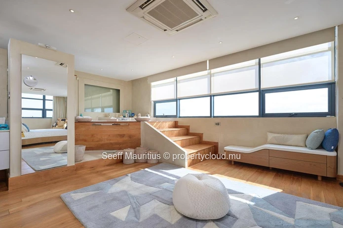 Modern Elegance Meets Comfort in a Designer Penthouse 