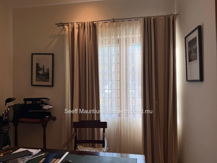 Luxury 3-Bedroom Living with Private Garden - Bon Espoir