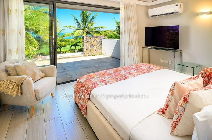 Azure Lagoon Waterfront Living