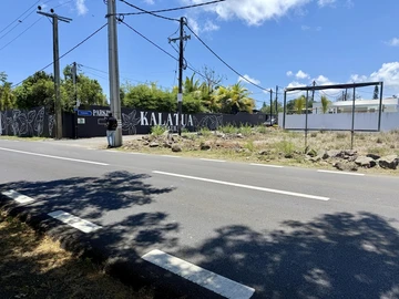 Commercial Land