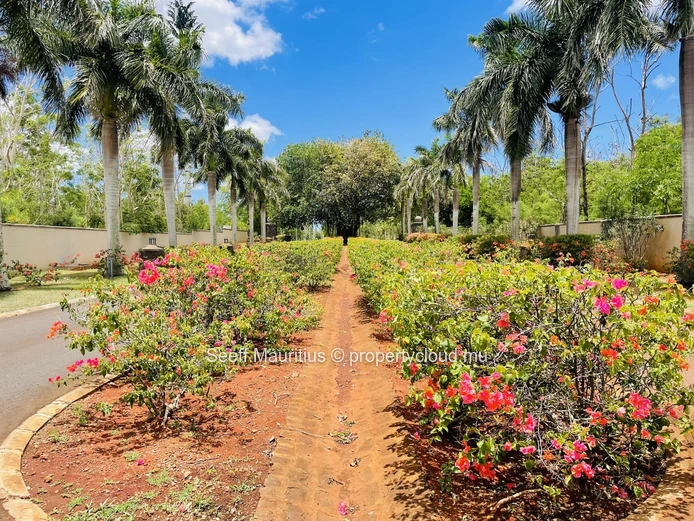 Secluded Paradise: Residential Plot in a Gated Estate with Serene Landscaping 
