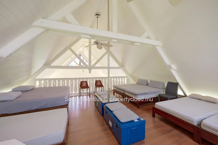 Exquisite Property: Luxurious Living in a Secure Paradise