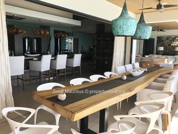 Exceptional Beachfront Villa