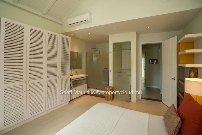 Duplex au bord des vagues