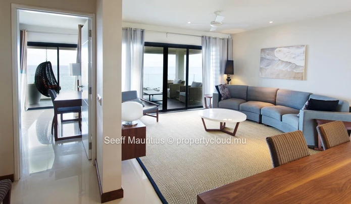 Beachfront Apartment with Unparalleled Views 