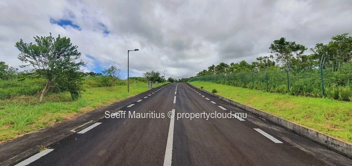 Prime Opportunity in a Gated Morcellement