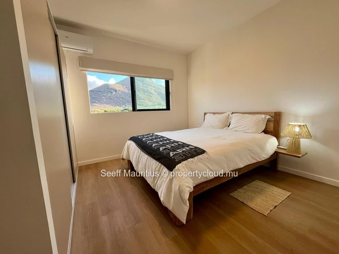 Modern 2-Bedroom Apartment with Stunning Views