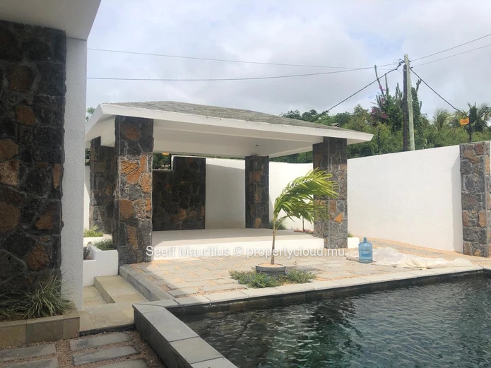 Architectural Tropical Luxury Haven near the sea