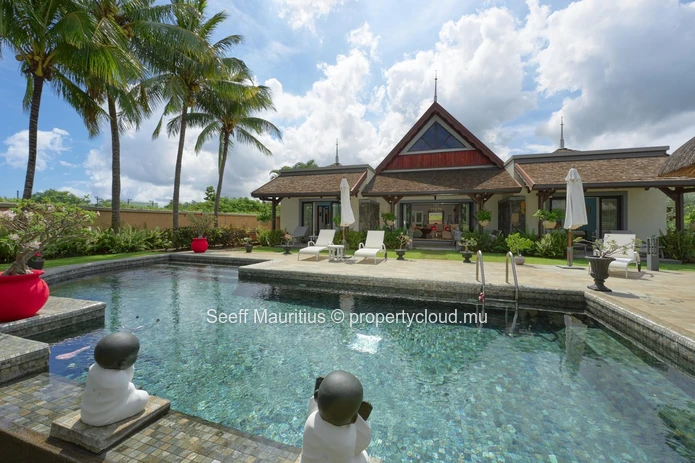 Exquisite Property: Luxurious Living in a Secure Paradise