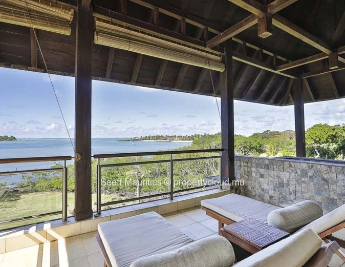 Seaside Serenity: The Adamante Apartment with Breathtaking Ocean Views