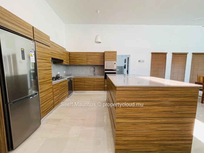 Serenity Haven: A Contemporary Retreat in the Heart of Gated Elegance