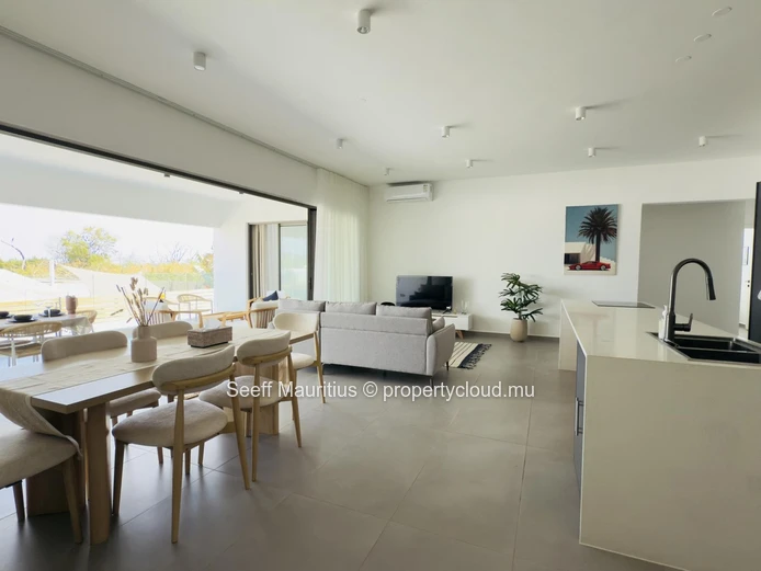 Grand Baie Living: Your Brand New, Modern Apartment Awaits!