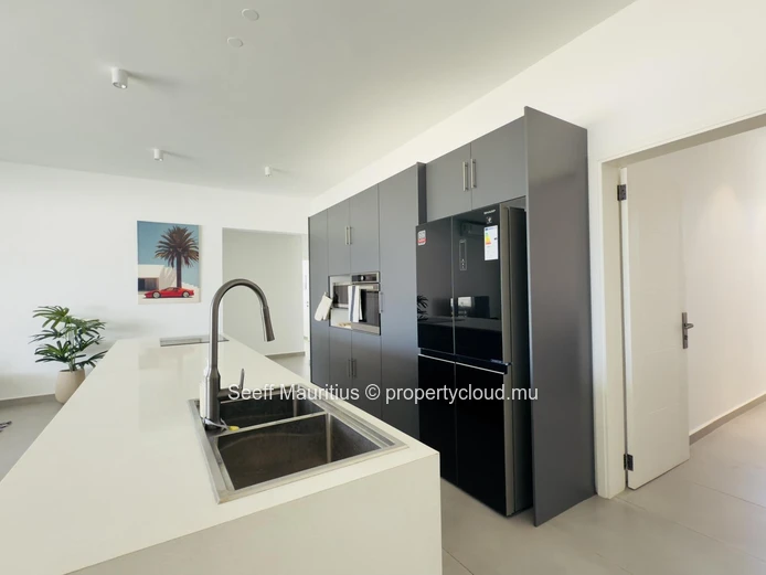 Grand Baie Living: Your Brand New, Modern Apartment Awaits!