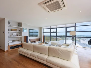 6 Bedroom Penthouse