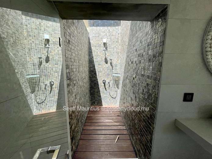 Modern Sanctuary: Luxury Living in an Exclusive Enclave