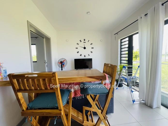 Contemporary Elegance: Fully Furnished 1-Bedroom Haven 