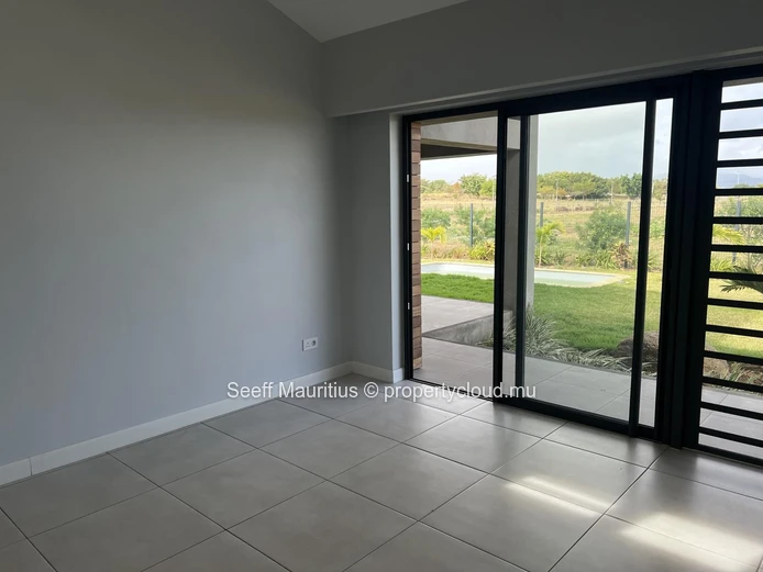 Brand-New 4-Bedroom Villa in Smart City on West Coast