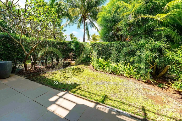 Prestigious 3-Bedroom Home Near the Beach