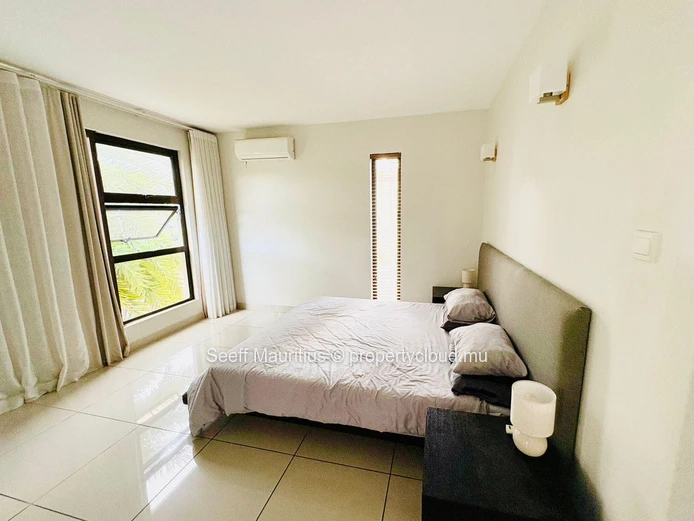 Beachside Bliss: 3-Bedroom Apartment for Rent