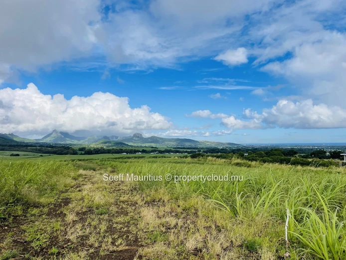 Secure Estate Land – Smart Location