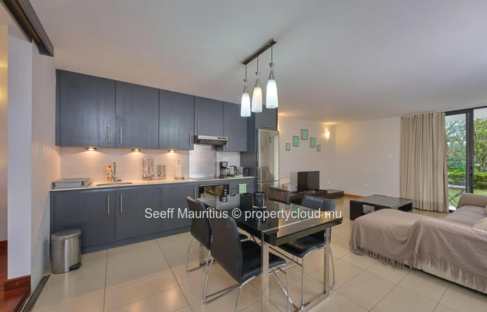 Coastal Elegance Near Mont Choisy