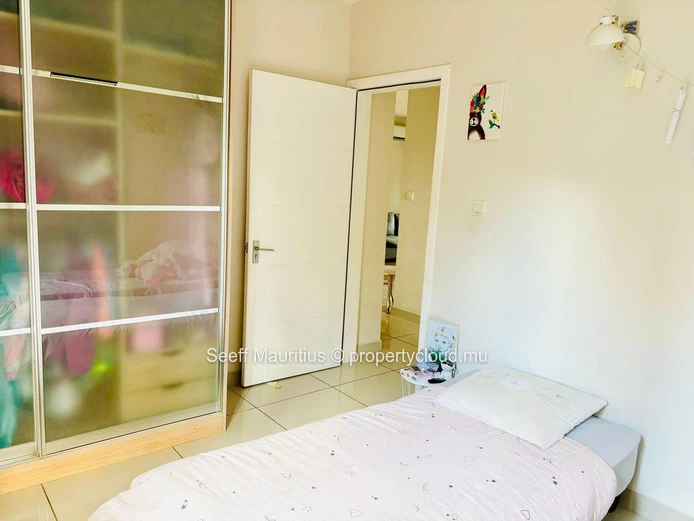 Beachside Bliss: 3-Bedroom Apartment for Rent