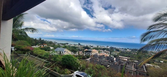 Duplex Penthouse with Panoramic Sea Views