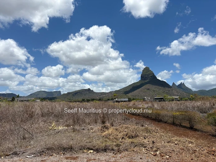 Superb Plot for Sale in Gated Residences