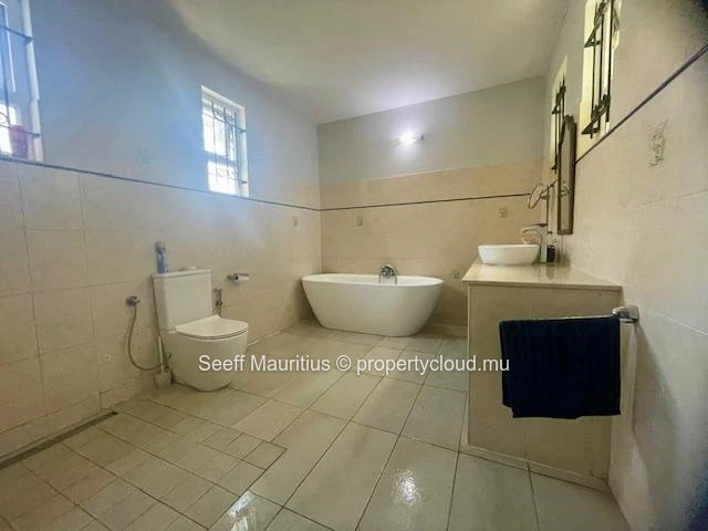 Maison familiale authentique au cœur de Pointe aux Canonniers