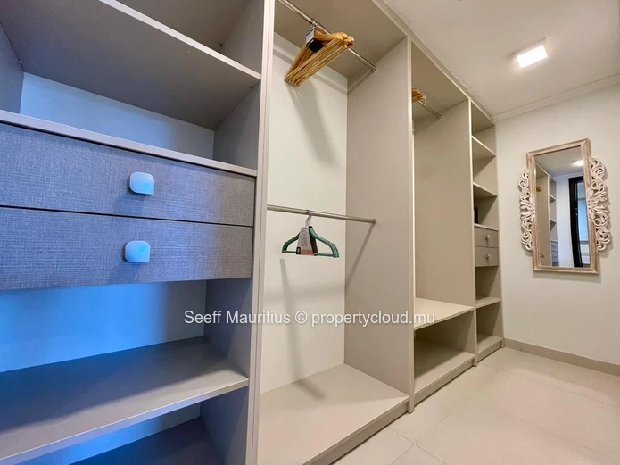 3-Bedroom Seaside Apartment