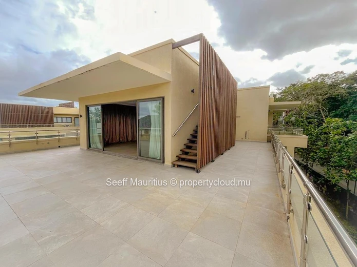 Rooftop Penthouse with Stunning Views for Sale