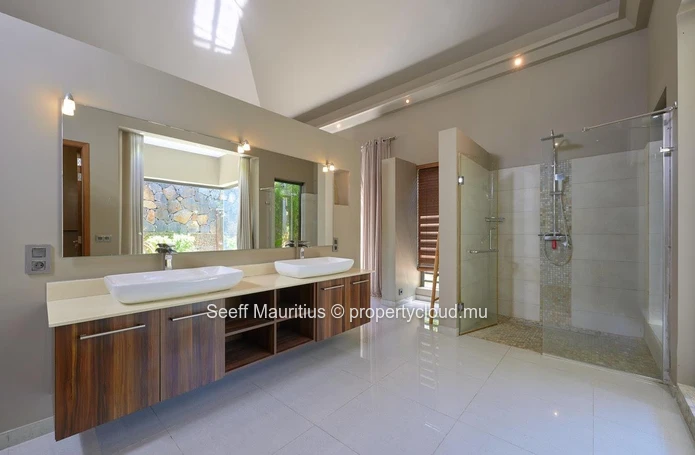 Your Dream Home in Grand Baie: Tranquil Villa with Pool and More