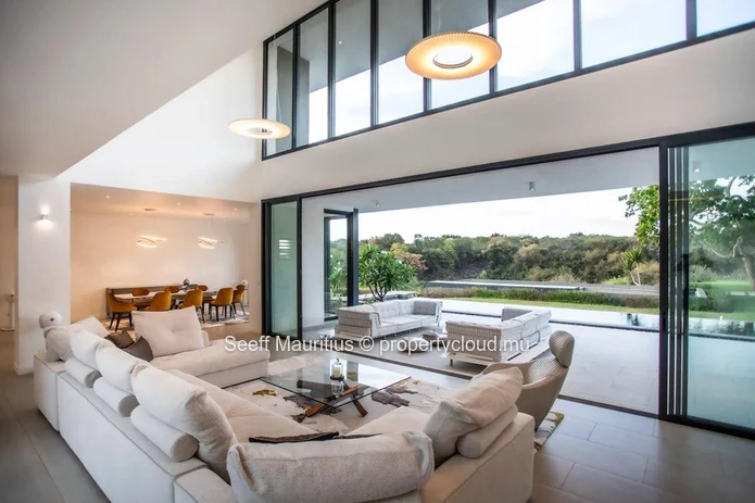 The Pinnacle of Riverside Luxury