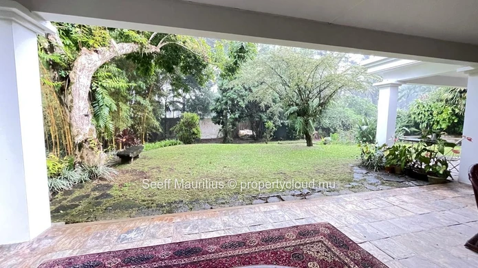 Maison spacieuse et bien conçue à vendre