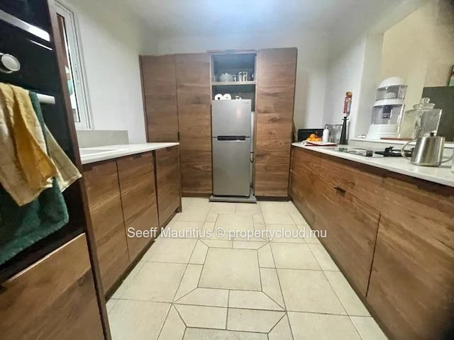 Beautiful Duplex Just Steps from the Sea