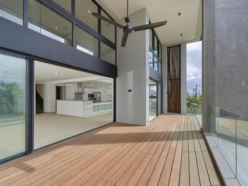 4 Bedroom Townhouse, Duplex