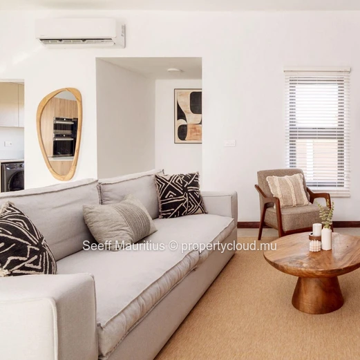 Stunning Modern Sanctuary 4-Bedroom Designer Villa with Private Pool 