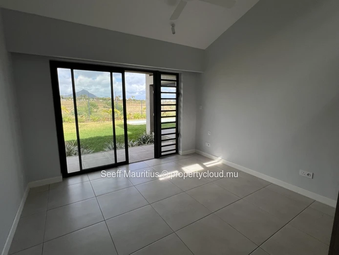 Brand-New 4-Bedroom Villa in Smart City on West Coast