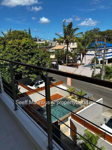 New flat – Top floor, a few steps from the beach.