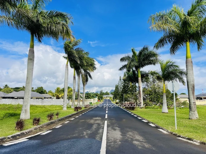 Secured Estate Land – Smart Location