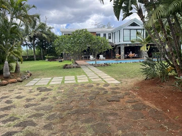 5 Bedroom House