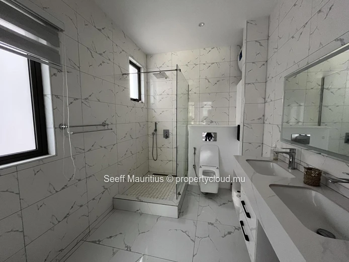 Luxurious 3 bedroom, 3 bathroom apartment in the heart of Grand Baie