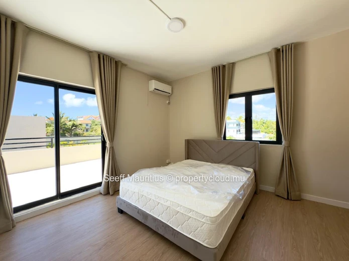 Coastal Serenity Awaits: Your Modern Villa in Calodyne