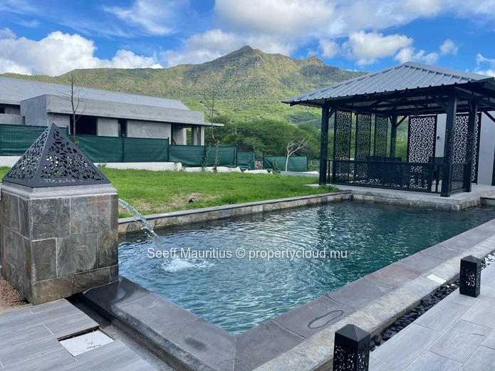 Luxurious Villa Embracing Tranquility