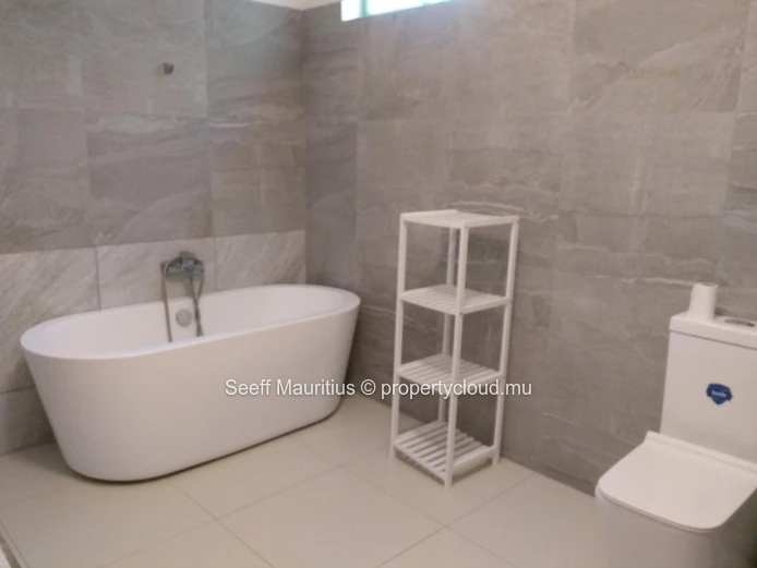 RES Villa close to the beach