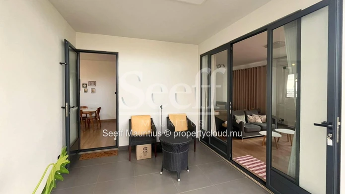 Contemporary Living with Scenic Views