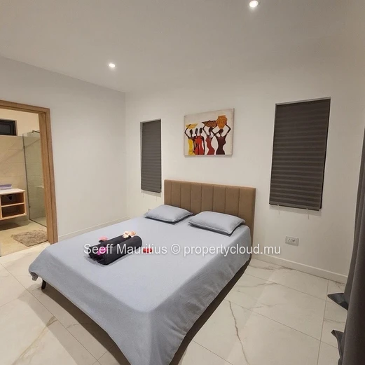 Modern 3-Bedroom Tropical Villa with Private Pool – Pereybere