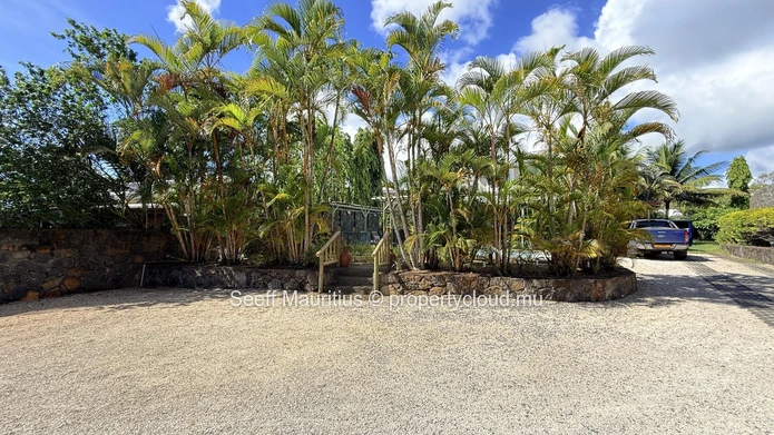 Coastal Elegance at Domaine du Levant Roches Noires