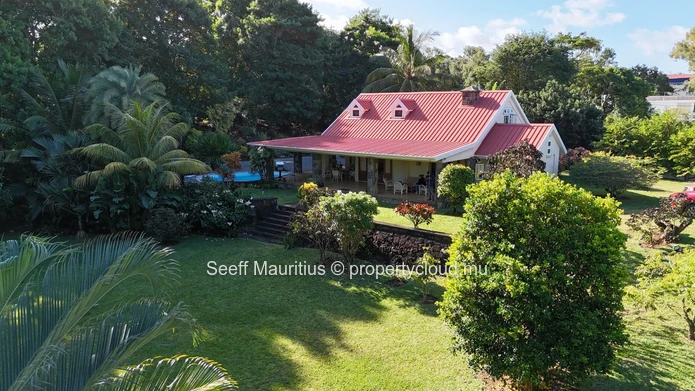 Beautiful, charming house with a magnificent garden