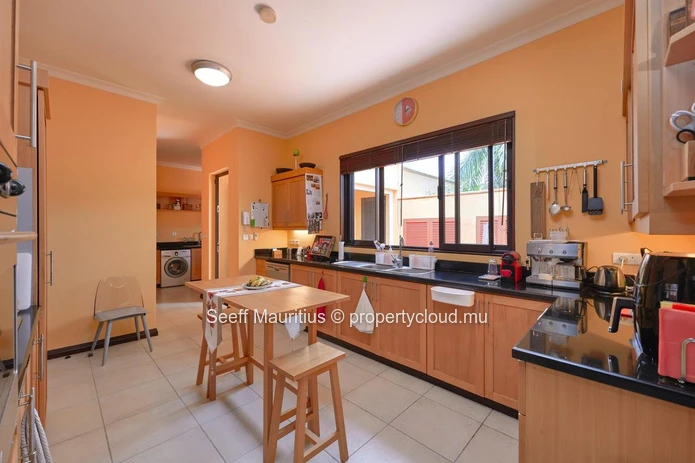  Villa for Sale on the Golf
